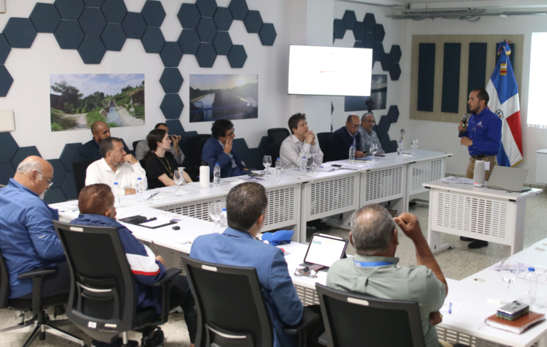 Reunión de la misión para el apoyo a la estrategia integral de riego tecnificado en el sur